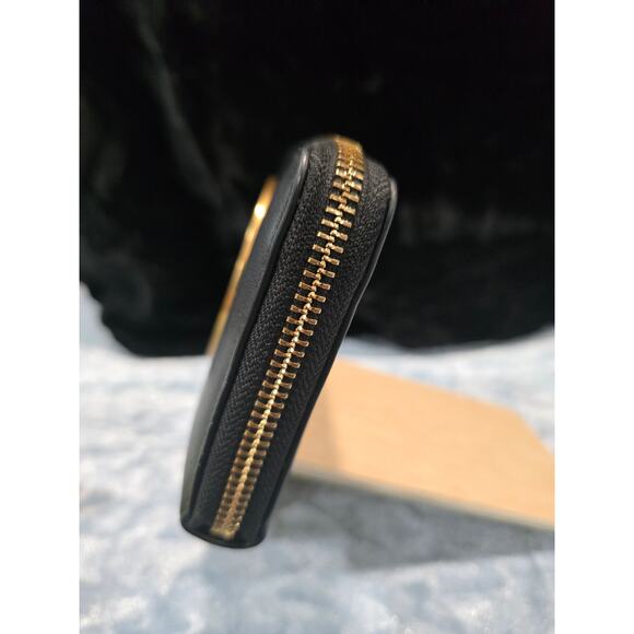 Tory Burch Black and Gold Wallet - Picture 5 of 9